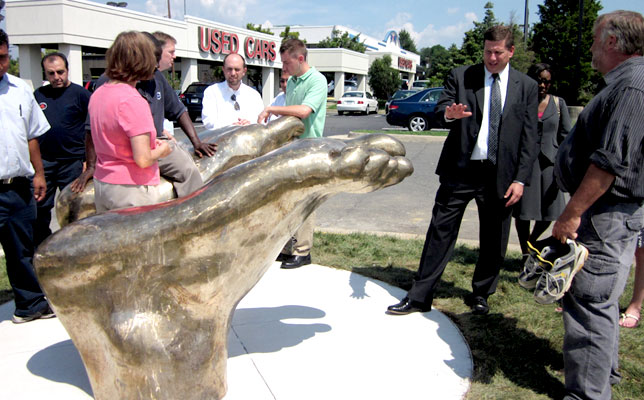 Dan Sternof Beyer - FEET - Bronze, 2010 - 05